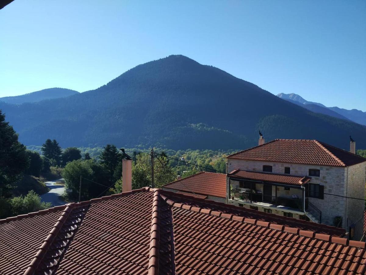 Vila La Casa Di Pietra Karpenísion Exteriér fotografie